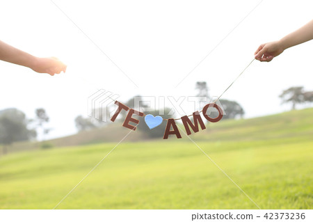 Tiamo I love you 42373236