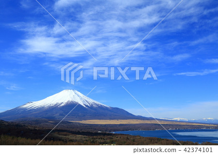 Mount Fuji seen from the Yamanakako Panorama stand Mount Fuji seen from the Yamanakako Panorama stand 42374101