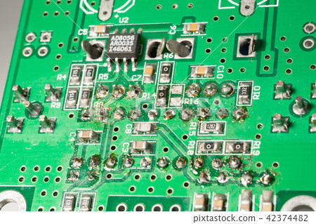 亞洲中國台灣電路板PCB元件零件焊接洗電路板螺絲製程半導體線路 亞洲中國台灣電路板PCB元件零件焊接洗電路板螺絲製程半導體線路 42374482