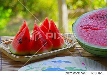 Watermelon evening cool 42374650