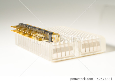 亞洲中國台灣電路板PCB元件零件焊接洗電路板螺絲製程半導體線路 42374881