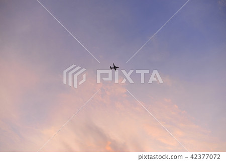 落日的天空 42377072