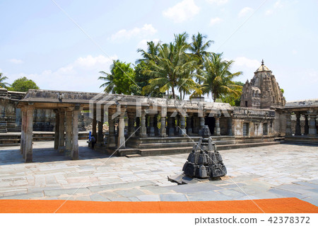 Soumyanayaki temple, Chennakeshava temple 42378372