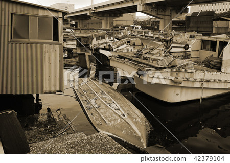 Kanagawa prefecture Yokohama city Koan district waste vessel sepia tone 42379104