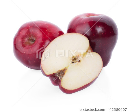 Red apple with drops isolated on white. 42380407