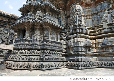 Facade, decorative friezes, Chennakeshava temple Facade, decorative friezes, Chennakeshava temple 42380720
