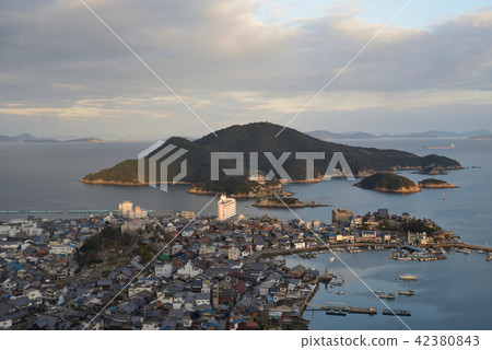 Fengpo whole view (Fukuyama city, Hiroshima prefecture) Fengpo whole view (Fukuyama city, Hiroshima prefecture) 42380843