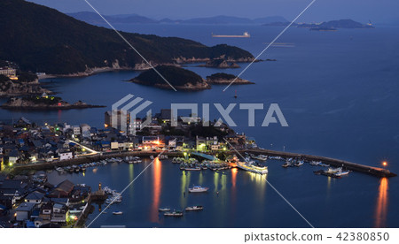 Night view of Konoura (Fukuyama city, Hiroshima prefecture) Night view of Konoura (Fukuyama city, Hiroshima prefecture) 42380850