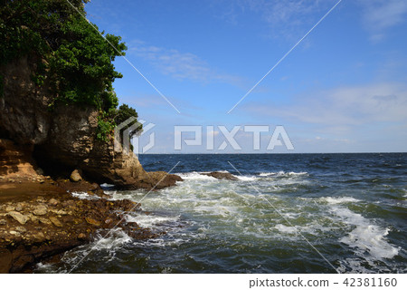 Sarushima (Yokosuka-shi, Kanagawa) 42381160