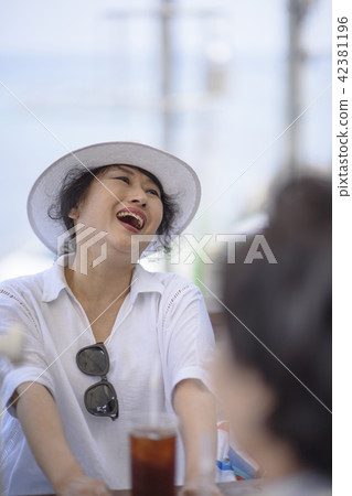 高級旅行 42381196