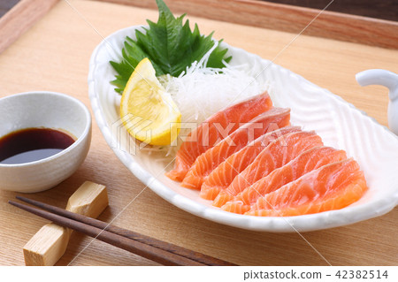 三文魚生魚片 42382514