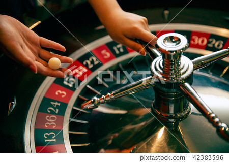 Casino Roulette 42383596