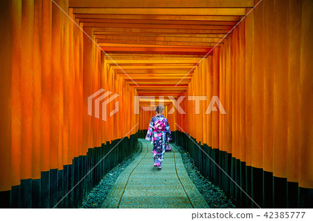 Asian women in traditional japanese kimonos  42385777