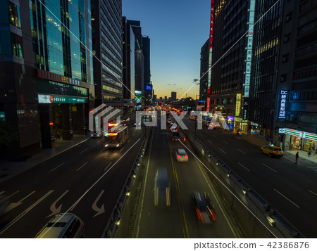 Sunset over modern office buildings in taipei Sunset over modern office buildings in taipei 42386876
