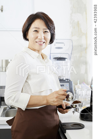 Cafe, Barista, Korean 42393988