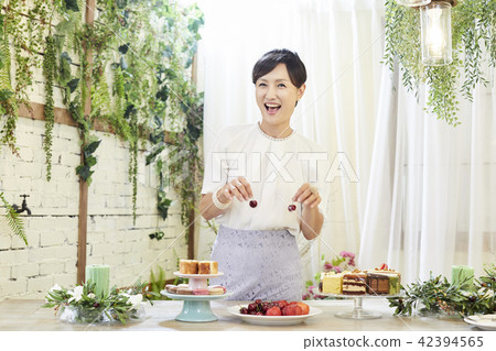 Life, Party, Mature, Korean 42394565