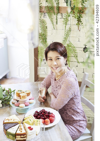 Life, Party, Mature, Korean 42394609