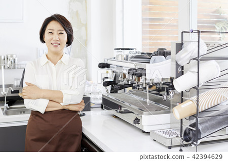 咖啡廳,咖啡師,韓國菜 咖啡廳,咖啡師,韓國菜 42394629