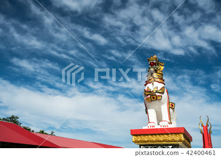 An new Thai temple 42400461