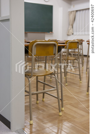 課堂學校課程學習學習桌教育學校生活 42400697