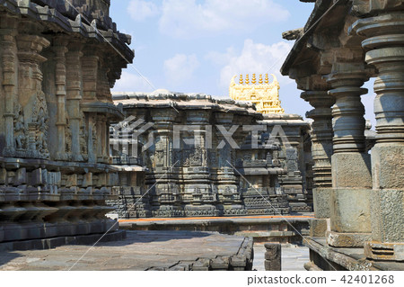Chennakeshava temple complex, Belur, Karnataka 42401268