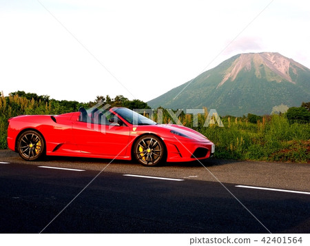 Open car in Oyama 42401564