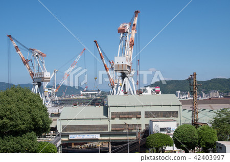 Kure's shipyard 42403997