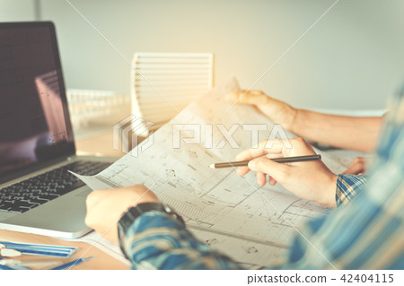 Architects are sharing structural analysis 42404115