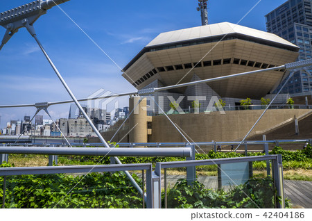 Namba seen from Ukiwadi Bridge hatch 42404186