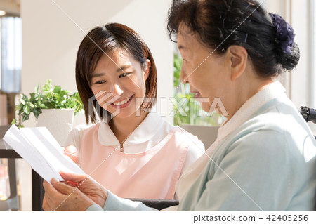 Caregiveness image Caregiveness image 42405256