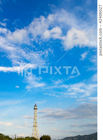 lighthouse in sunset 42406027