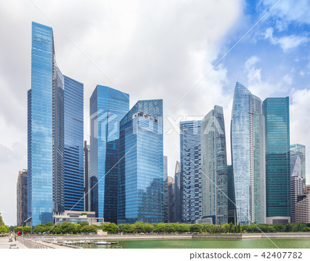 Glass high skyscrapers in the center of Singapore Glass high skyscrapers in the center of Singapore 42407782