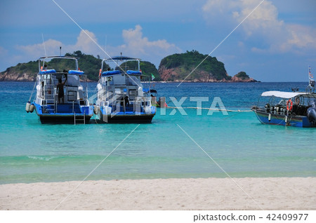 Sea of the South Sea of the South 42409977