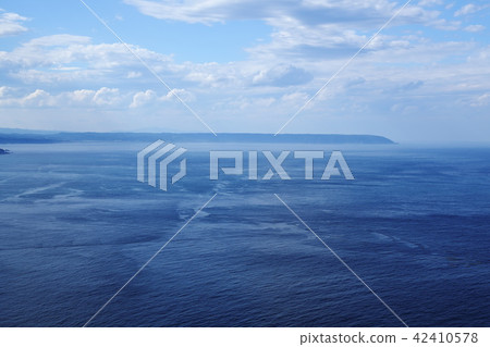 Tanohata村莊在初夏暗淡接近黑崎天文台 Tanohata村莊在初夏暗淡接近黑崎天文台 42410578