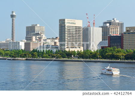 Yokohama Yokohama 42412764