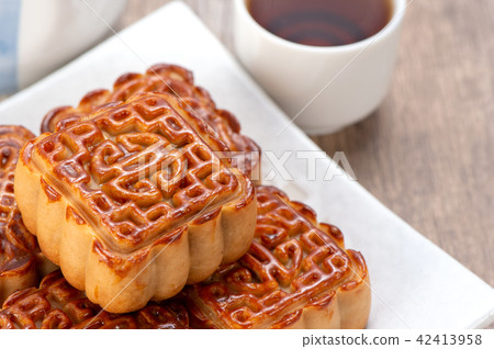 Mid-Autumn Festival Tsukimochi Dengyo 團圓 Award Moon Moon Festival Moon cake Geppei Moon Viewing Mid-Autumn Festival Tsukimochi Dengyo 團圓 Award Moon Moon Festival Moon cake Geppei Moon Viewing 42413958