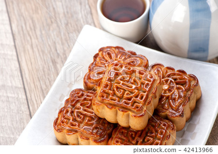 Mid-Autumn Festival Tsukimochi Dengyo 團圓 Award Moon Moon Festival Moon cake Geppei Moon Viewing Mid-Autumn Festival Tsukimochi Dengyo 團圓 Award Moon Moon Festival Moon cake Geppei Moon Viewing 42413966