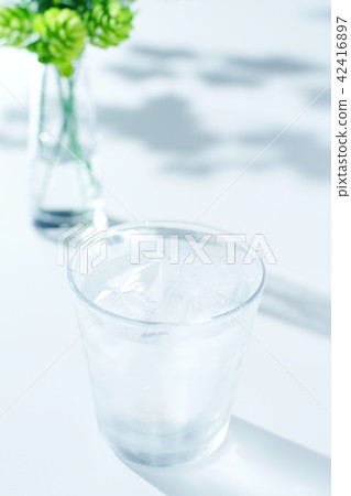 Ice water Ice water 42416897