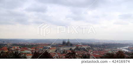 View of Prague Castle and St.Vitus cathedral 42416974