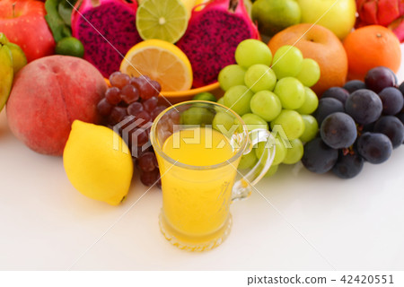 Fresh fruit and juice Fresh fruit and juice 42420551