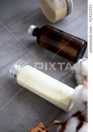 Bottles with natural spa cosmetics 42422051