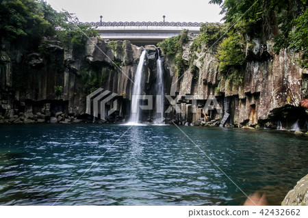 濟州島,中文大樓,天地淵瀑布 濟州島,中文大樓,天地淵瀑布 42432662