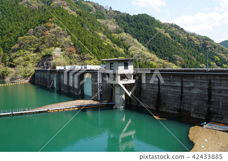 Futagawa Dam 42433885