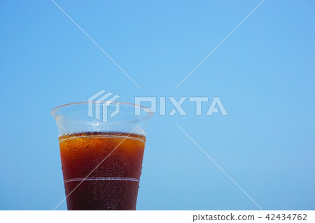 冰凍咖啡和藍天 冰凍咖啡和藍天 42434762