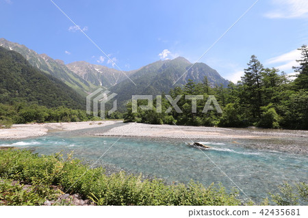 Summer view of Kamikochi Summer view of Kamikochi 42435681