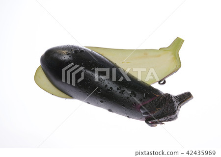 White back in a thousand two eggplants 42435969