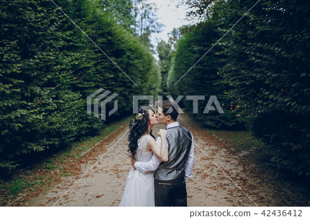 Royal wedding in the old town 42436412