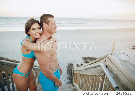 beautiful couple on the beach 42436532
