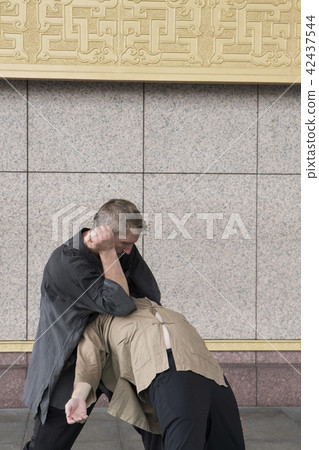 雙人練習太極擒拿術 42437544