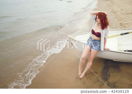 pretty girl in a beach pretty girl in a beach 42439129